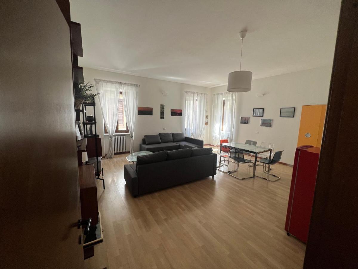 La Torretta Apartment Peschiera del Garda Exteriör bild