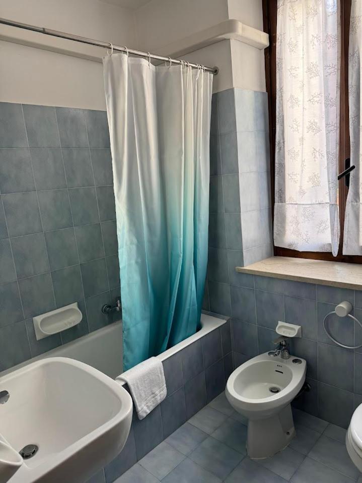 La Torretta Apartment Peschiera del Garda Exteriör bild