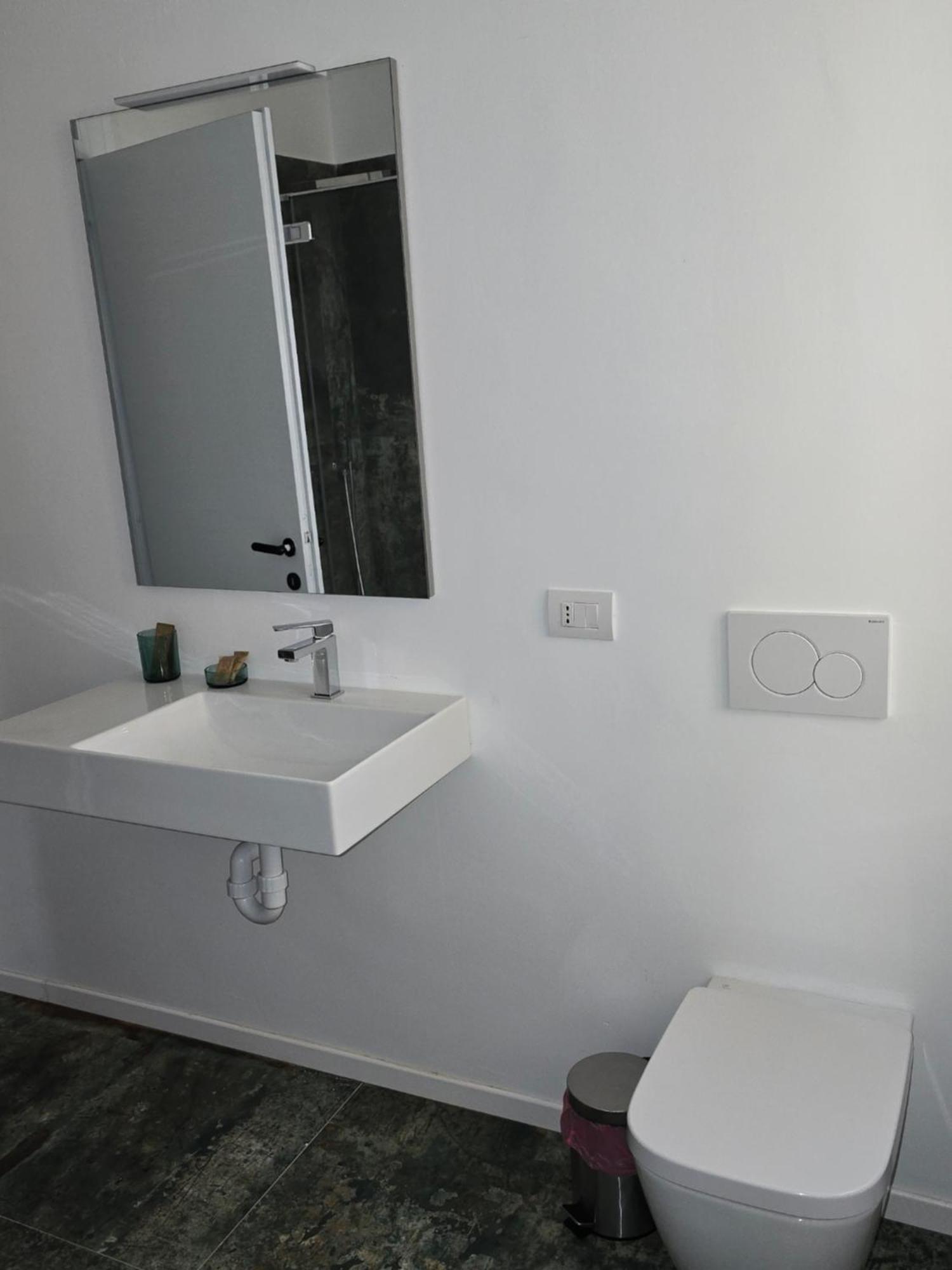 La Torretta Apartment Peschiera del Garda Exteriör bild